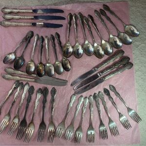 Ornate Silver-Tone Flatware Set - Polished Silver Serving Pieces